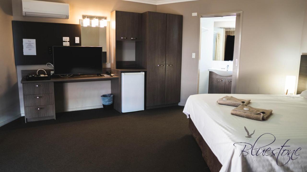 Bluestone Motor Inn Теннант-Крик Экстерьер фото