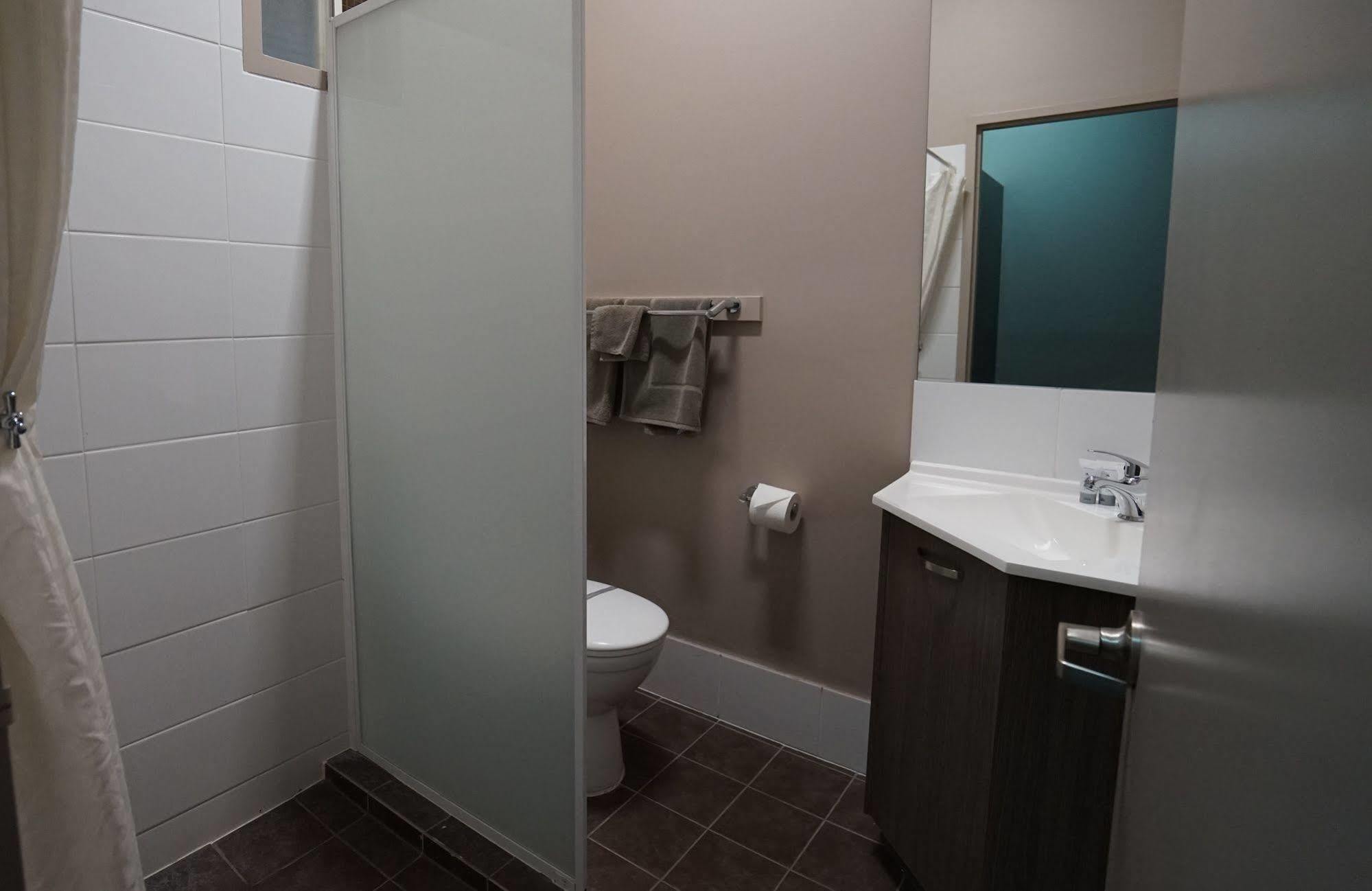 Bluestone Motor Inn Теннант-Крик Экстерьер фото
